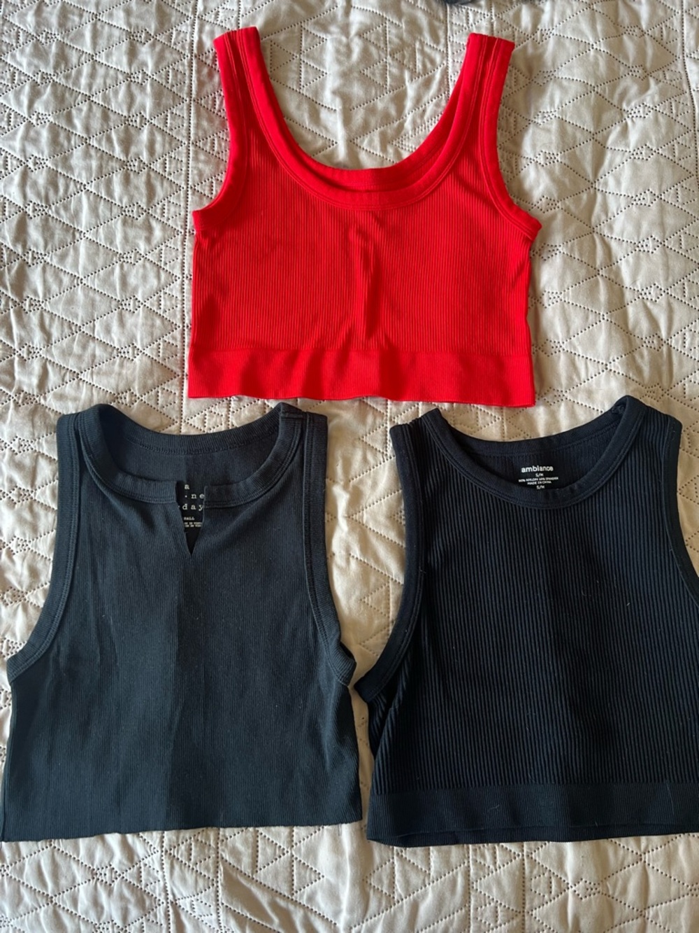 Bundle of 3 Crop Tank Tops - Red + Black